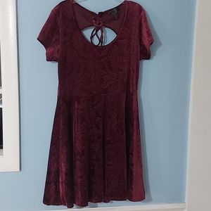 Hot Topic Midnight Hour XL Velvet Skull Dress